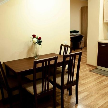 Wonderful Flat On City Center Uzhhorod Exterior photo