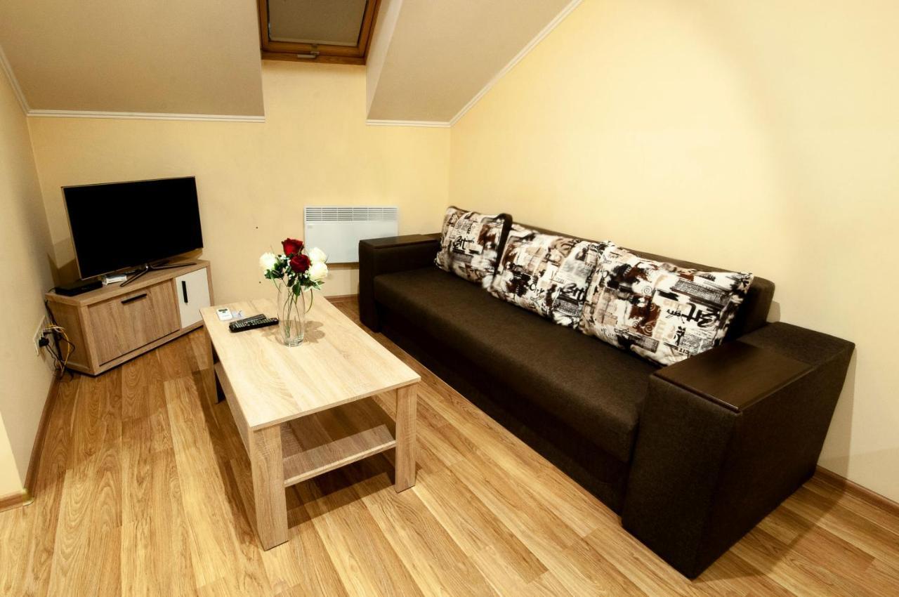 Wonderful Flat On City Center Uzhhorod Exterior photo