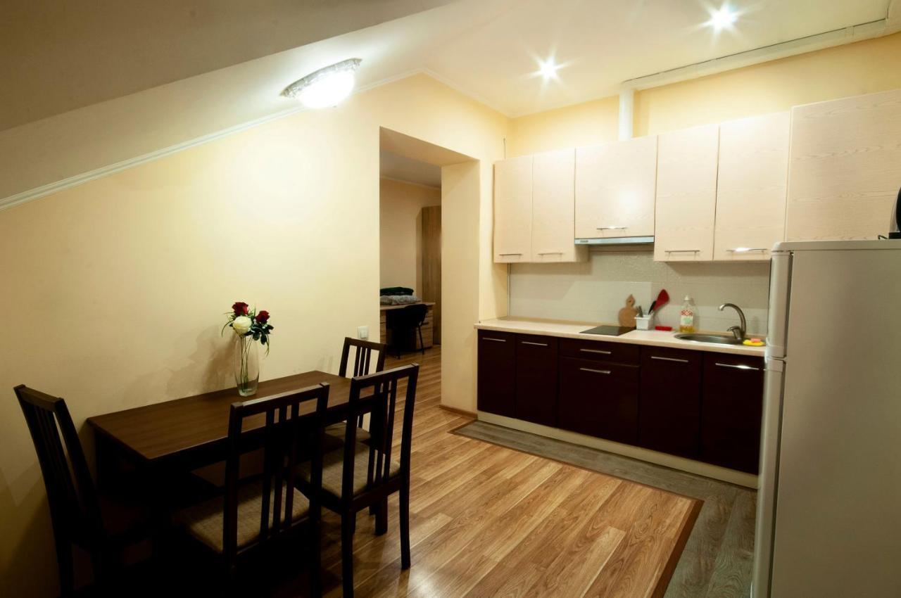 Wonderful Flat On City Center Uzhhorod Exterior photo